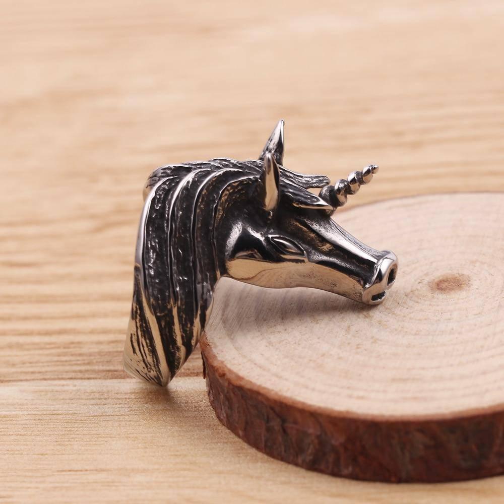 Bague Licorne Gothique - Une Licorne