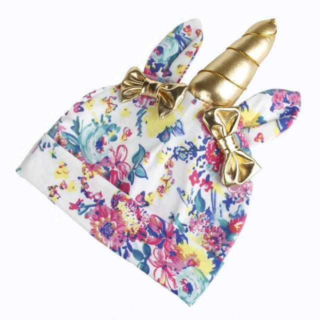 Bonnet Licorne Fleuri Avec Nœuds - Une Licorne