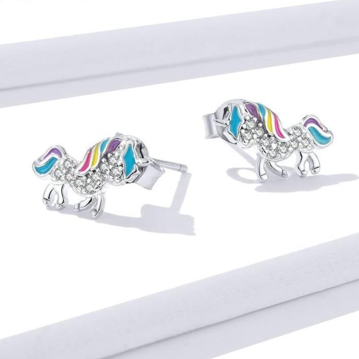 Boucles d'Oreilles Licorne<br> Cubique Zircon - Une Licorne
