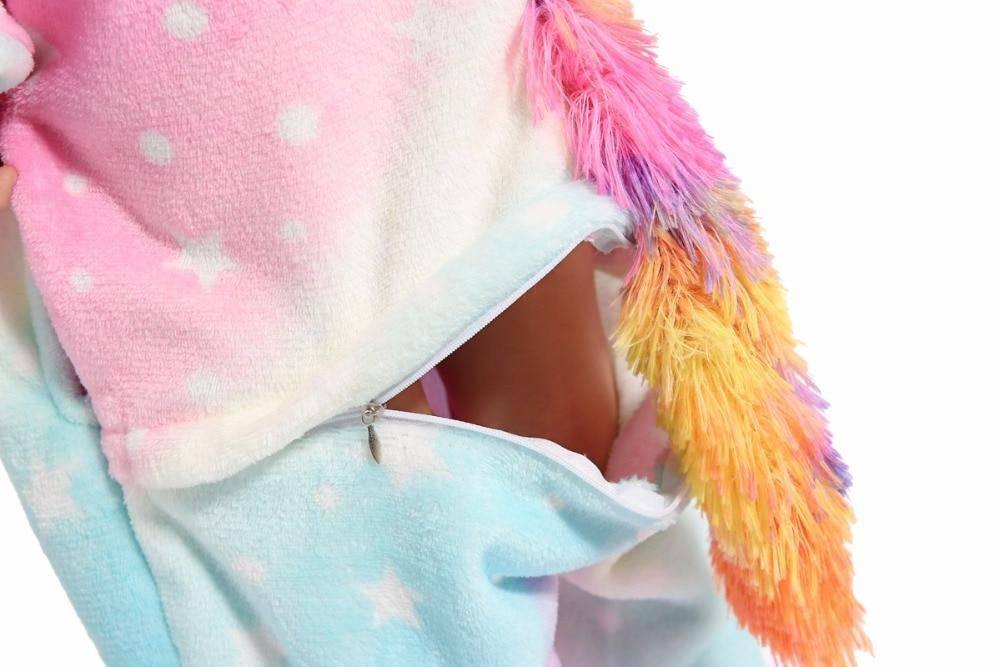 Costume Licorne Mascotte - Une Licorne