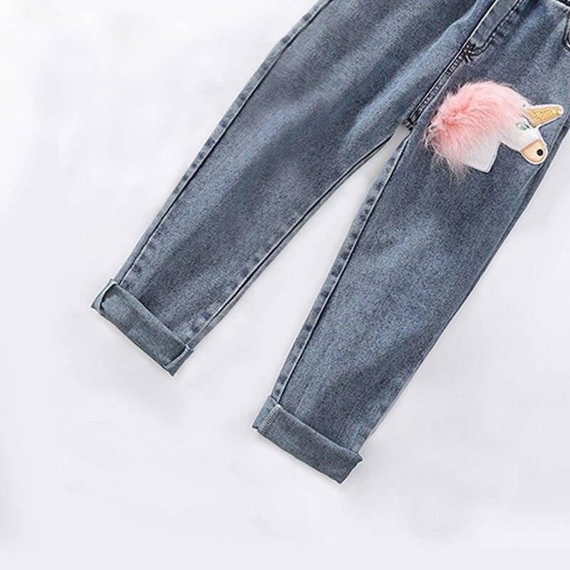 Jean Licorne Fille - Une Licorne