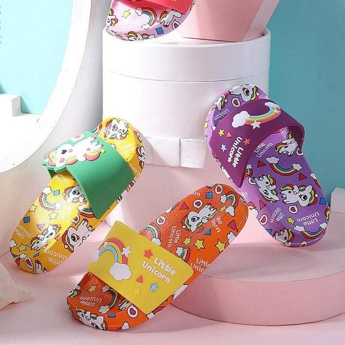 Nu-Pieds Licorne - Une Licorne