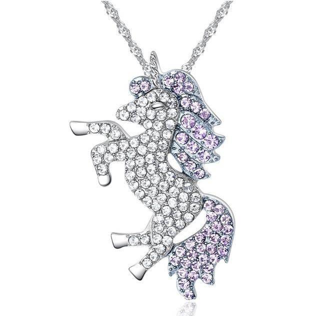 pendentif licorne en pierre - Une Licorne