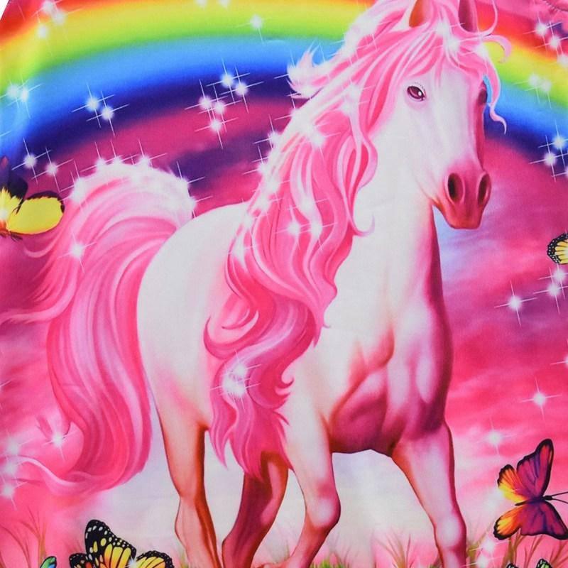 Robe Licorne Fille Arc-en-ciel Fluorescente - Une Licorne