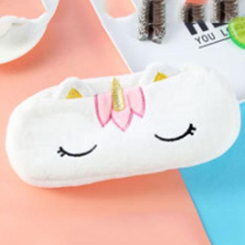 Trousse Licorne<br> En Peluche - Une Licorne