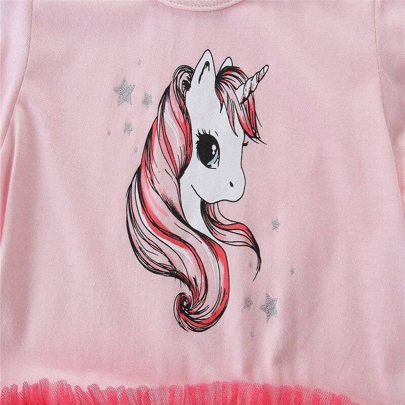 Une Robe de Licorne - Une Licorne